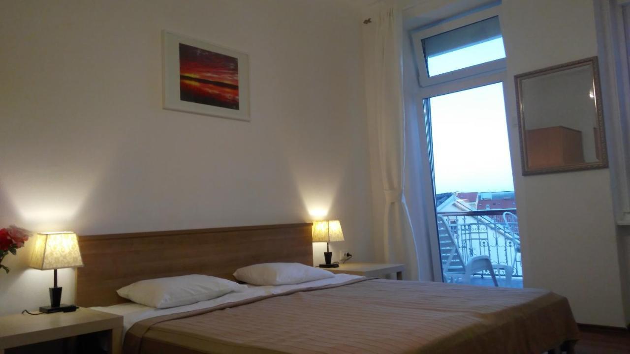 Apartmani Lela Selce Exteriér fotografie