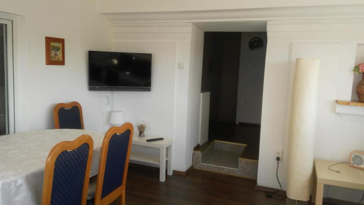 Apartmani Lela Selce Exteriér fotografie