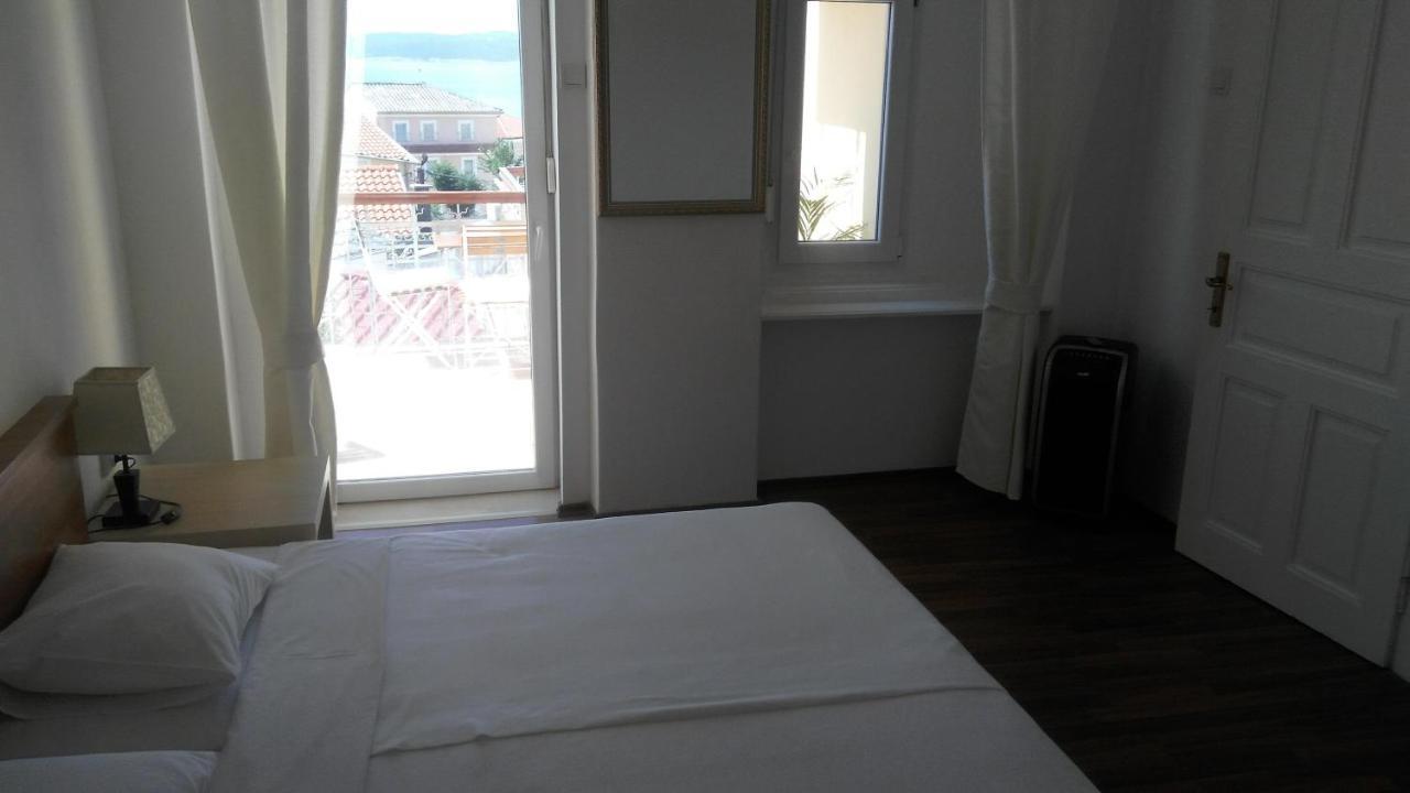 Apartmani Lela Selce Exteriér fotografie